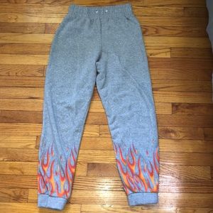 Gray sweatpants with flame bottoms